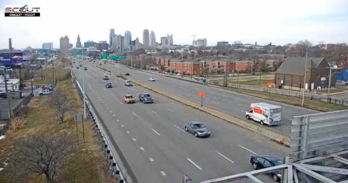 'Urgent' utility work closes ramp from WB I-70 to The Paseo in Kansas City, Missouri