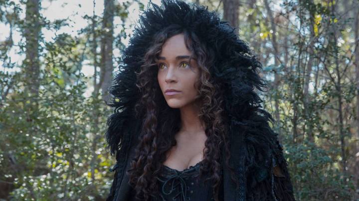 Star of Forgotten Cancelled Fantasy Series Calls for Season 4 as It Returns to Streaming