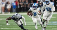 Jahmyr Gibbs rushes for 3 TDs and Lions get much