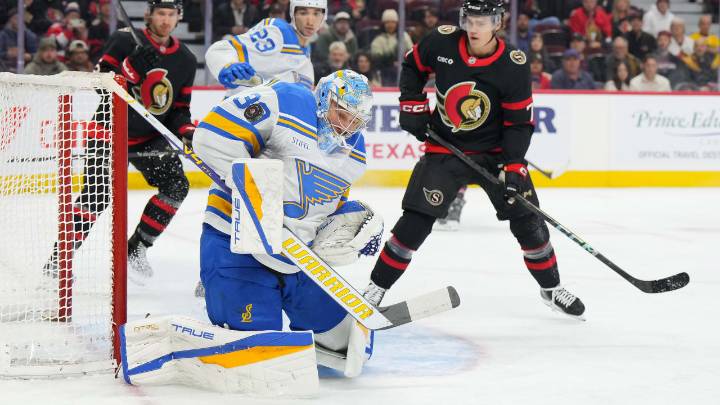 Hofer makes 41 saves, Blues hold off Senators