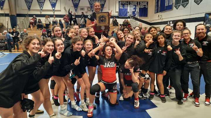 Girls wrestling preview 2025-26: Top 10 storylines for the coming season