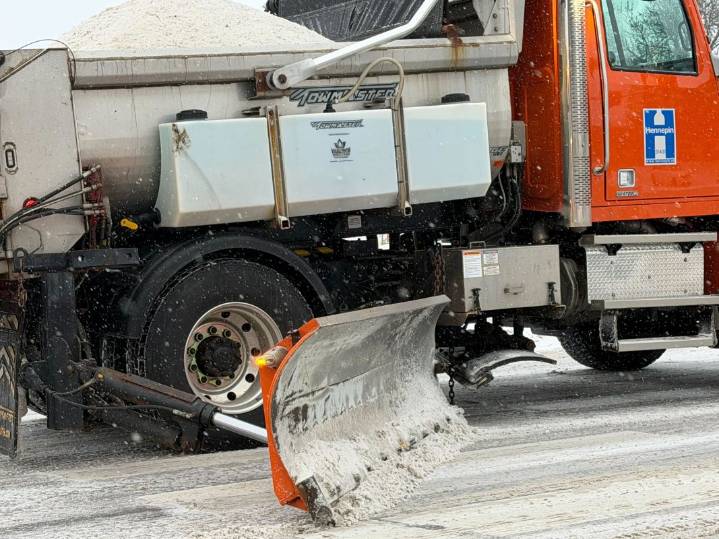Heavy snow Tuesday? NWS says 'angry clipper' could 'pack quite a punch' in Minnesota