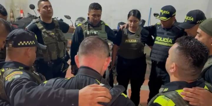 Ataque a estación de Policía en Tesalia, Huila: Uniformada que lideró la defensa a la incursión y fue calificada de “heroína”