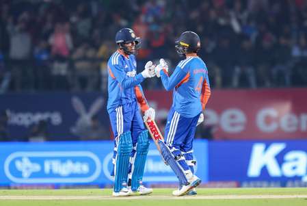 India beat South Africa by seven wickets in third T20I