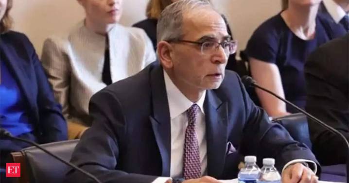 Indian envoy discusses defence, trade with US