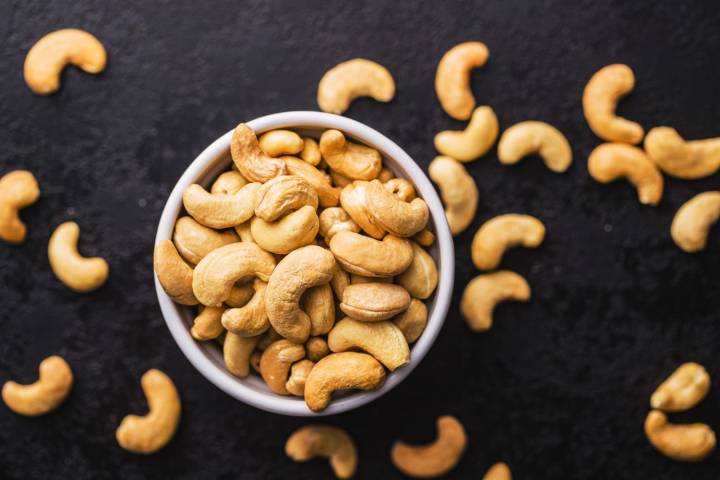 What Happens to Your Blood Pressure and Cholesterol When You Eat Cashews Regularly