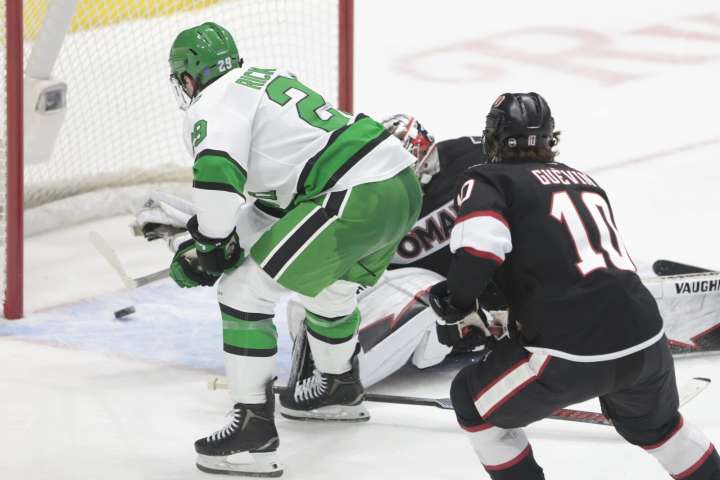 UND rolls to Christmas break on six-game winning streak