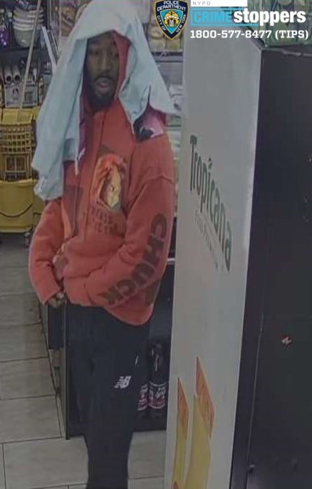 Armed Robber Holds Gun to Store Worker’s Head, Takes Cigarettes Before Fleeing