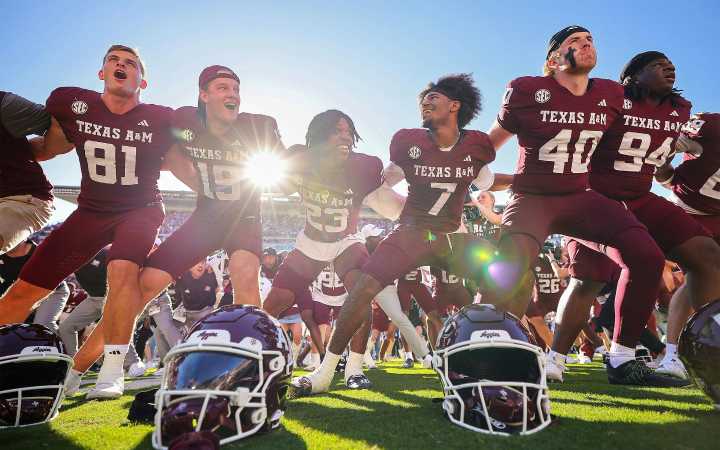 Everything We Thought We Knew About Texas College Football Is Wrong