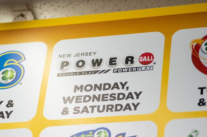 Powerball ticket worth $2M, 3 worth $50K sold in N.J. as jackpot hits $875M