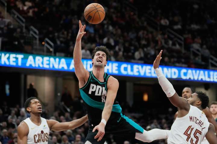 Deni Avdija’s 27 points help Blazers beat Cavaliers 122