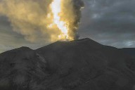 Volcán Puracé de Colombia emite columna de ceniza de 700 metros y sigue en alerta naranja
