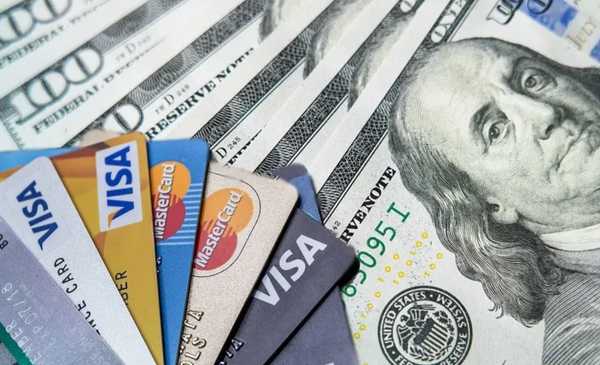 Dólar tarjeta HOY: cuás el precio de la divisa para gastar si viajas al exterior