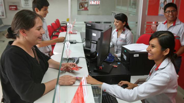 Los bancos y las cajas se fortalecen y garantizan los depósitos del público