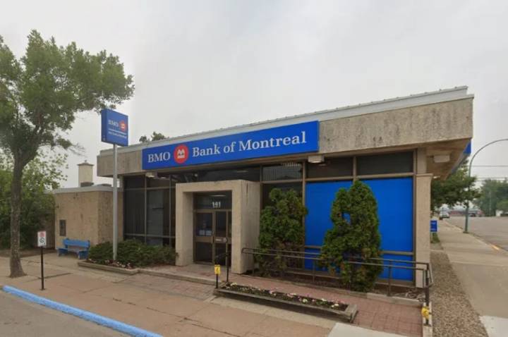 Melville mayor, citizens upset with BMO branch closure in June 2026