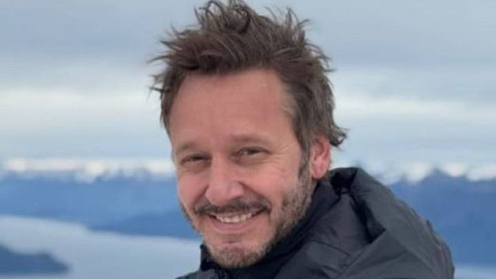 Benja Vicuña pasó el fin de semana con sus hijos y pareja en casa de su infancia: ¿Cuánto cuesta vivir en ese exclusivo sector?