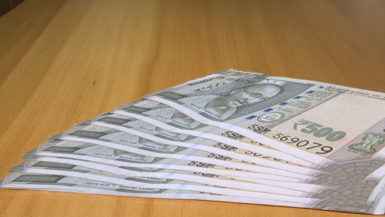 Rupee Slides Over Weak Global Cues, FII Outflows