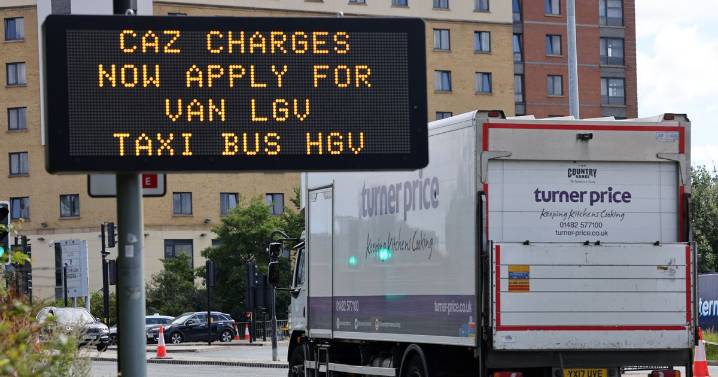 North East taxi drivers call for Newcastle Clean Air Zone U