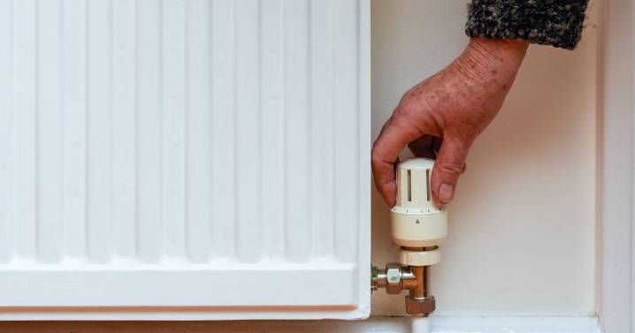 UK households urged to make 1 radiator change to stop pipes freezing in December