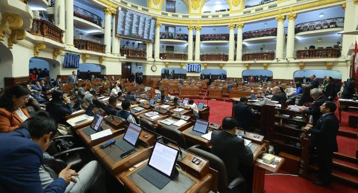 Congreso suspende viáticos para semana de representación en campaña electoral