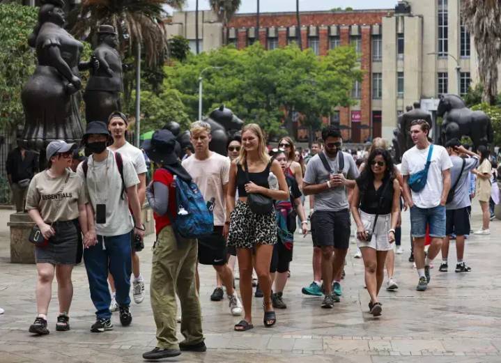 Estos son los países que más turistas extranjeros enviaron a Colombia en 2025, con ingresos por US$11.344 millones
