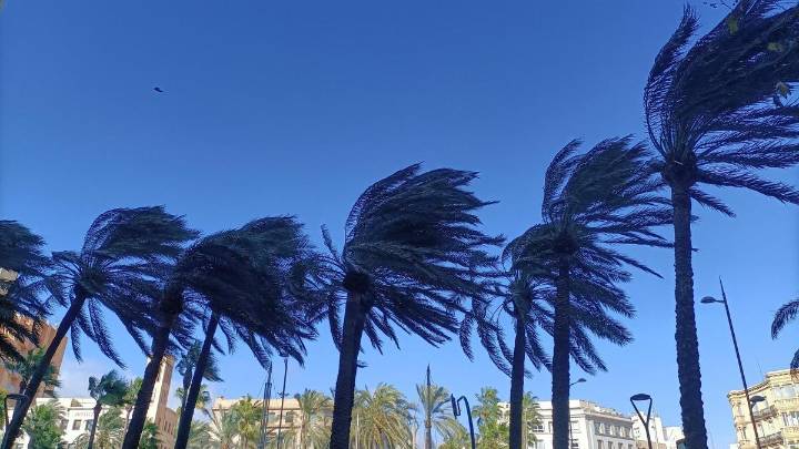 Alerta por fuertes rachas de viento este jueves en la Región
