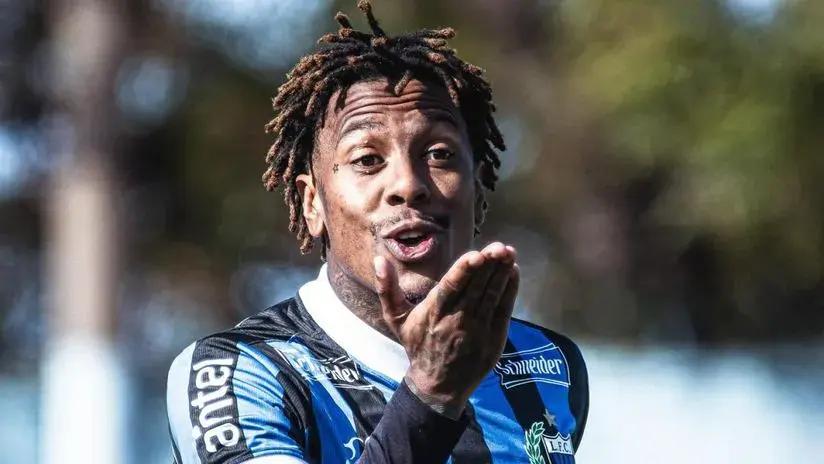 ¿Abel Hernández a Alianza Lima? Representante reveló que sostendrá reunión con Franco Navarro por su fichaje
