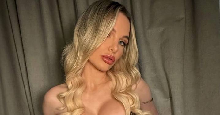 Helen Flanagan makes statement on Coronation Street comeback as fans go wild