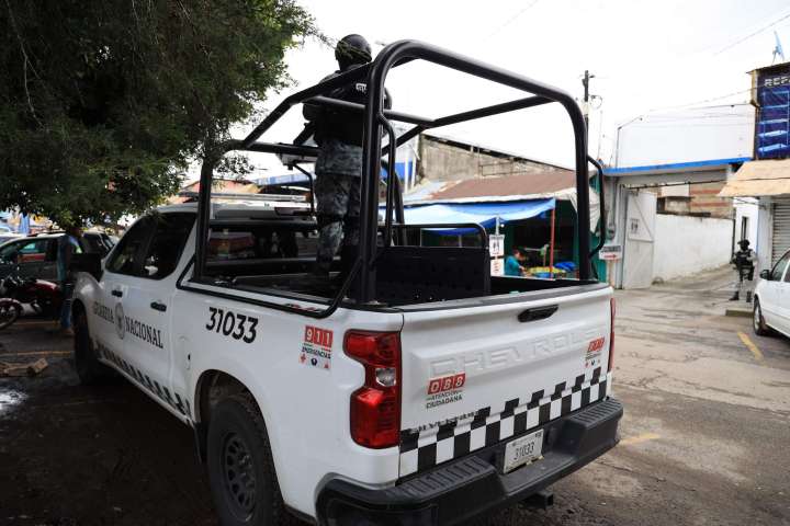 Arrestan a dos presuntos miembros de la Familia Michoacana por extorsiones a locatarios del Mercado Morelos