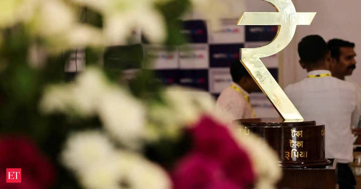 RBI may tolerate weaker ₹ as inflows dry up