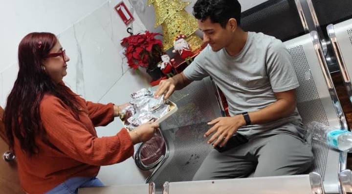 Centro Médico Nova Neth realizó “Arepazo” de fin de año