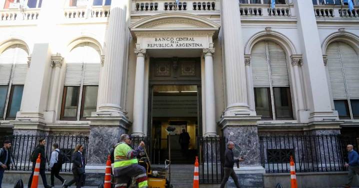 Tasas en baja: aire para empresas y desafío para ahorristas, ¿qué se espera para diciembre? 