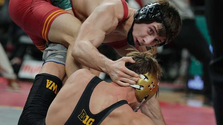 Iowa wrestling confident it can rebound following loss to Iowa State