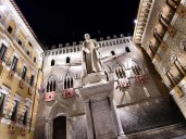 Billionaires and the bank boss: Italian prosecutors take aim