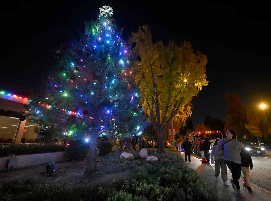 Santa greets children at La Verne’s annual Christmas tree lighting ceremony