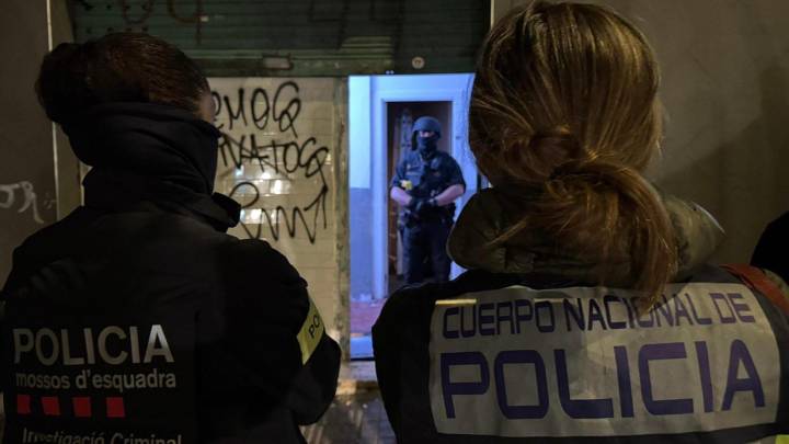 Jaque mate de Mossos y Policía Nacional a una facción de los Trinitarios dedicada a los robos violentos y al narcotráfico