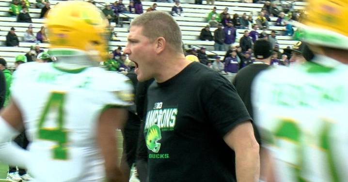 Tosh Lupoi returns to Berkeley as Cal's head football coach