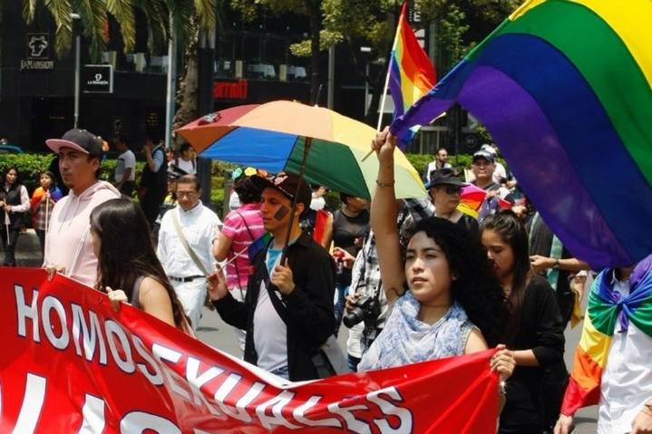 Tumba Corte normas que atentaban contra la comunidad LGBTQ+