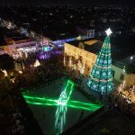 JUAN MANUEL NAVARRO ENCIENDE LA MAGIA Y LA ALEGRÍA DE LA NAVIDAD EN LA PLAZA PRINCIPAL DE SOLEDAD