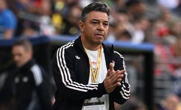 El refuerzo que Gallardo quiere robarle a Riquelme para River: "Lo llamó"