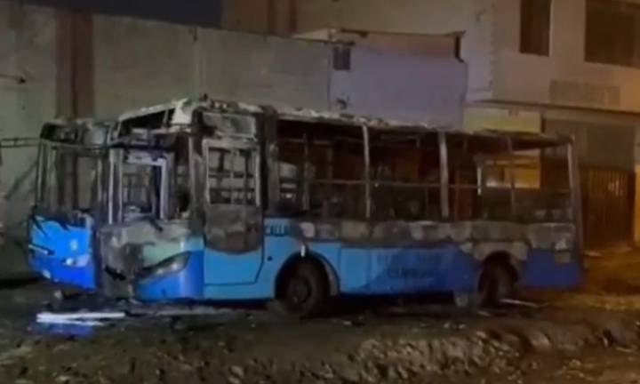 ¿Estado de emergencia? extorsionadores incendian dos buses en SMP ante la inacción del Gobierno