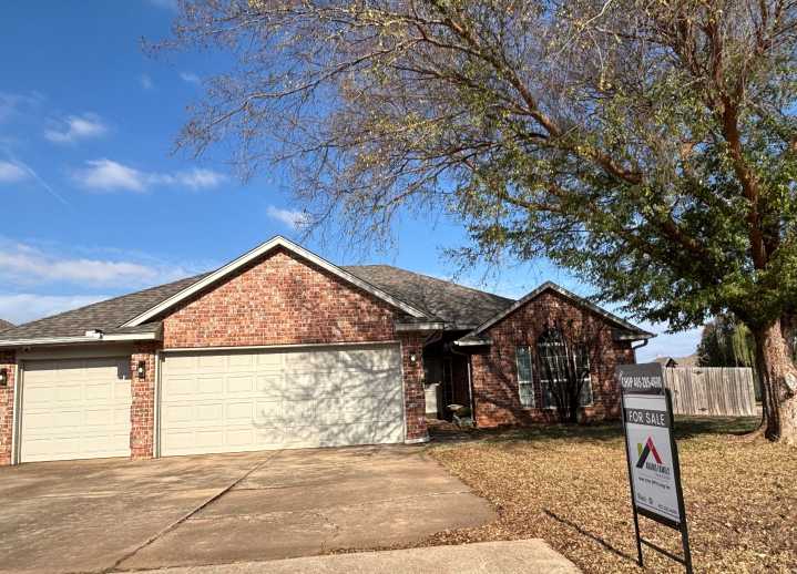 Realtor.com forecasts modest housing gains for 2026, mixed OKC results