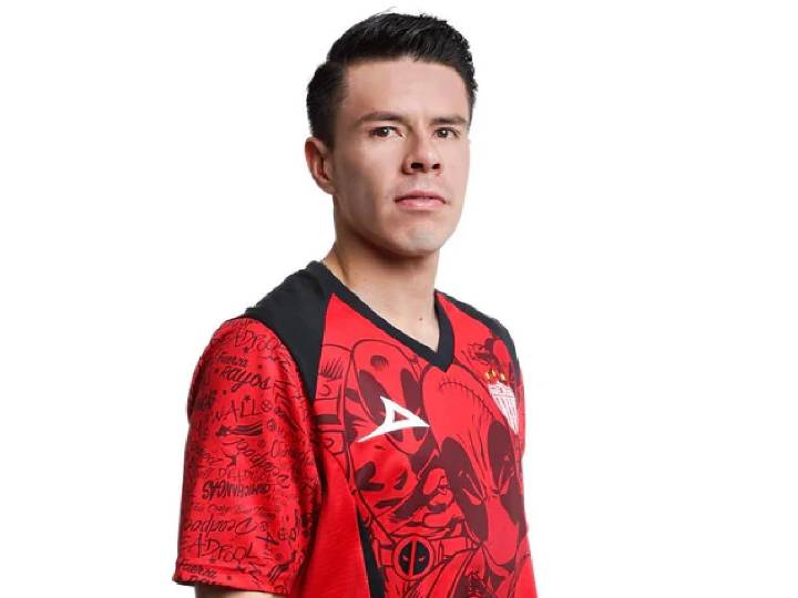 ¡Corre porque se acaba! Deadpool destaca en ropa del Necaxa