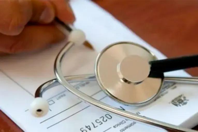 Prepaga deberá mantener un año de cobertura gratis a grupo familiar tras la muerte del titular