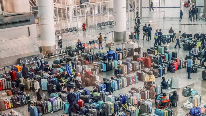 India’s air travel turmoil seventh day; IndiGo cancels 500 flights