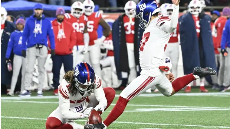 What happened to Younghoe Koo? Giants kicker has bizarre missed field goal vs. Patriots