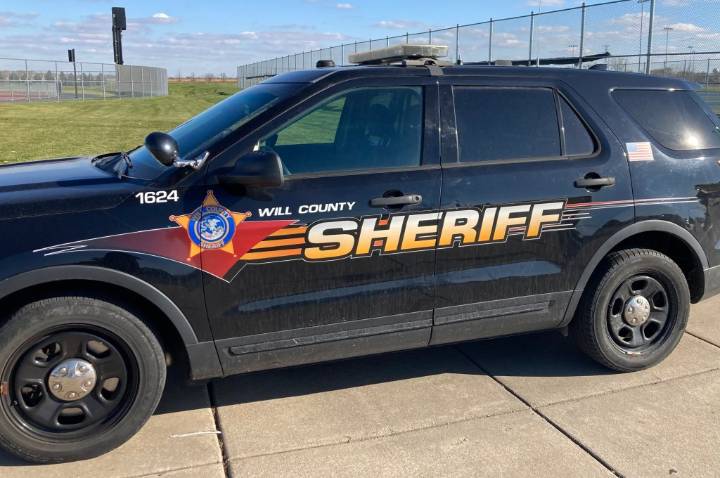 73-year-old robbed, bound in Homer Glen home, sheriff says