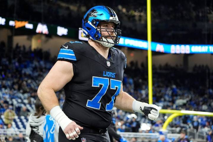 Deadspin | C Frank Ragnow fails physical, will not rejoin Lions