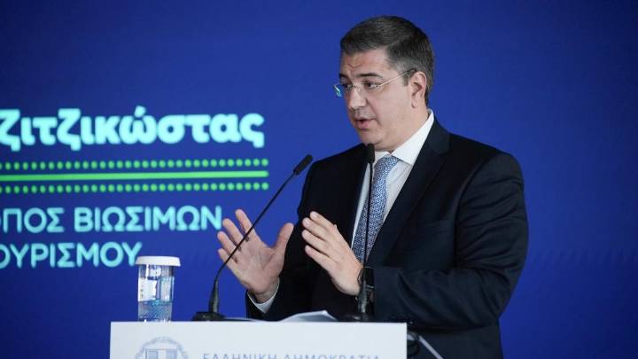 Bruselas podría demorar su paquete para la automoción e insiste en permitir más tecnologías más allá de 2035