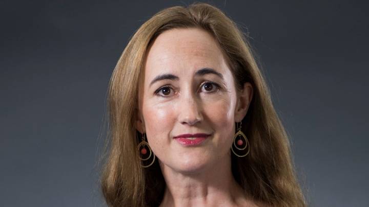 Sophie Kinsella's 5 'heartbroken' children and devoted husband mourning her loss